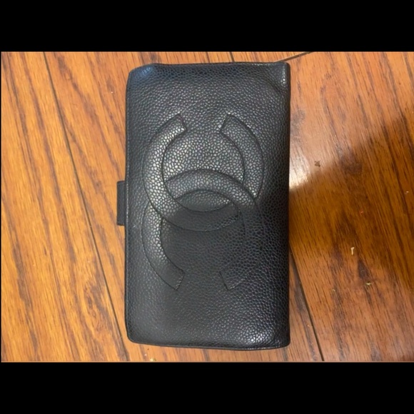Chanel wallet - Picture 2 of 3